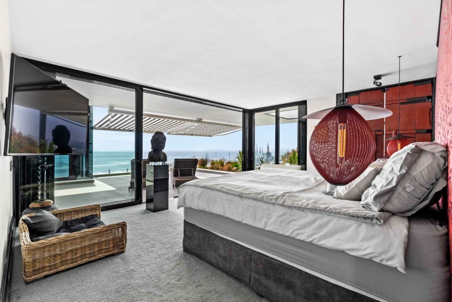 To Let 3 Bedroom Property for Rent in Bantry Bay Western Cape